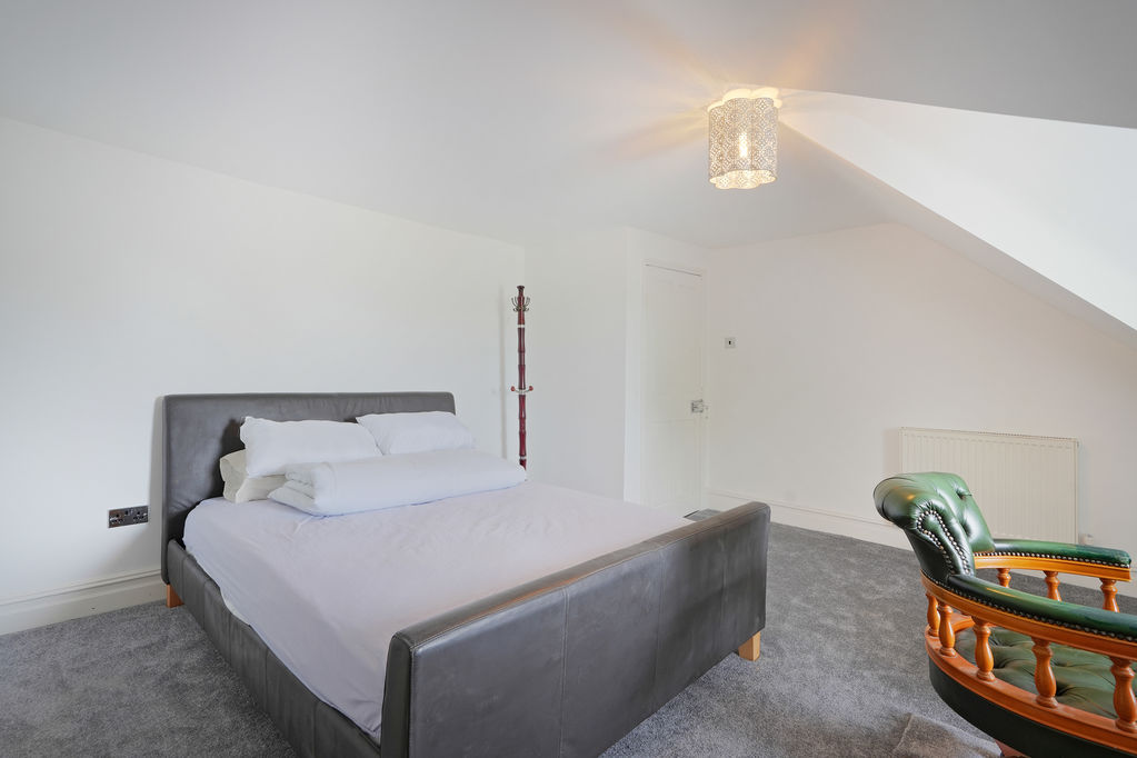 90 Southgate Eckington